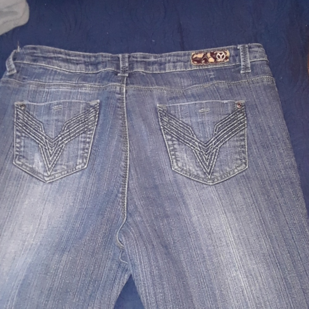 Pants - Picture 3 of 4